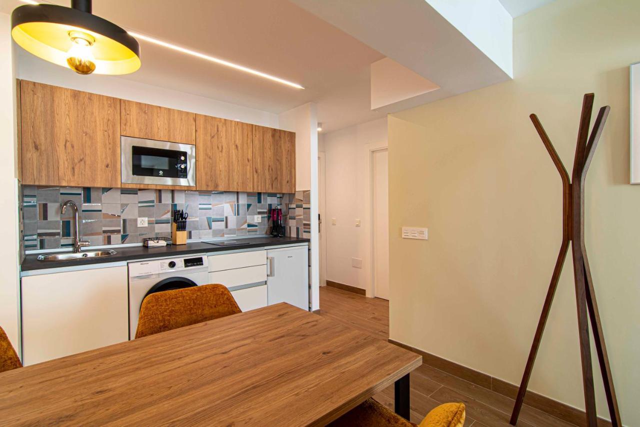 Apartamentos 1 Abril Малага Екстер'єр фото