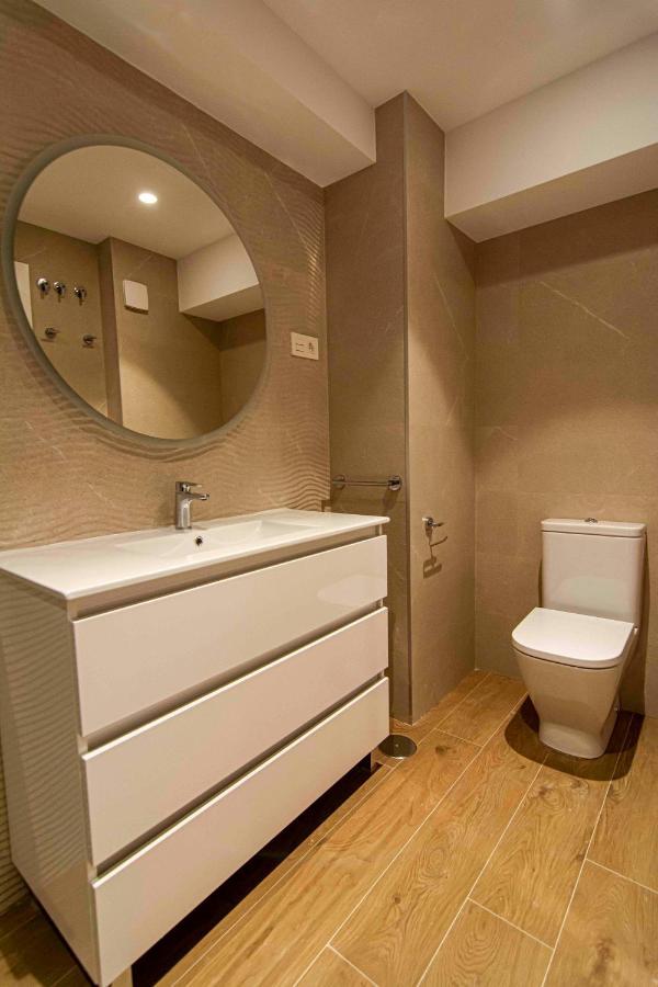 Apartamentos 1 Abril Малага Екстер'єр фото