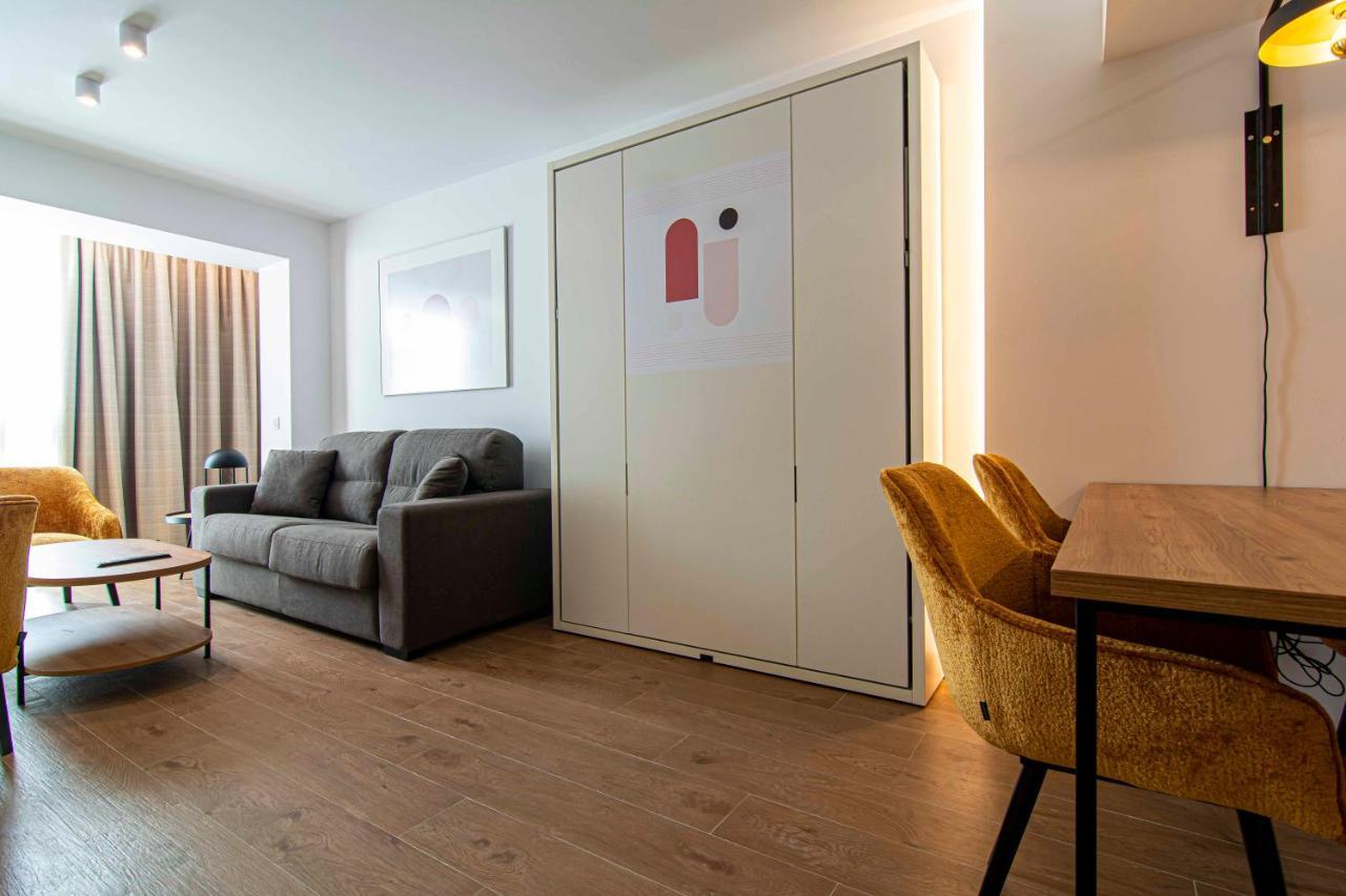 Apartamentos 1 Abril Малага Екстер'єр фото